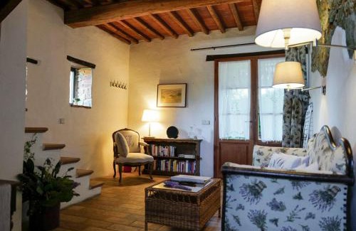 Moncioni Apartment | Apartment Lavanda by Interhome