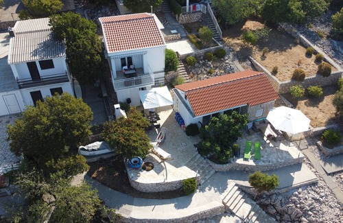 Baric Draga House | Apartment "Lavanda" right on the sea