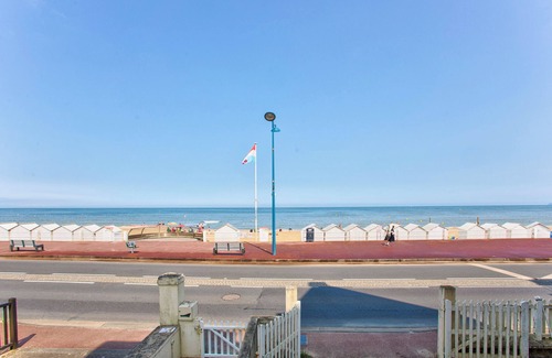 Villers-sur-Mer Apartment | Apartment Le Liaga Sea View