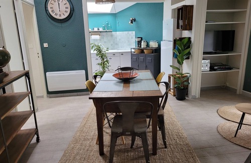 Rochessauve Apartment | Apartment "Le Murier", immersed in greenery, at the foot of the river