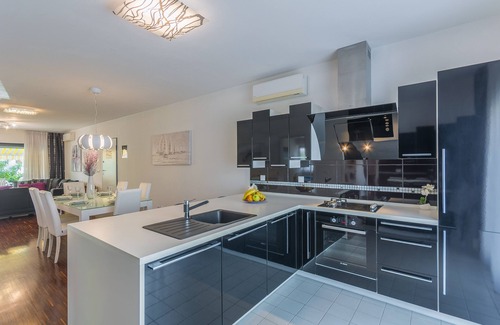 Rovinj Apartment | Apartment Lella near the sea and city center 500 meters
