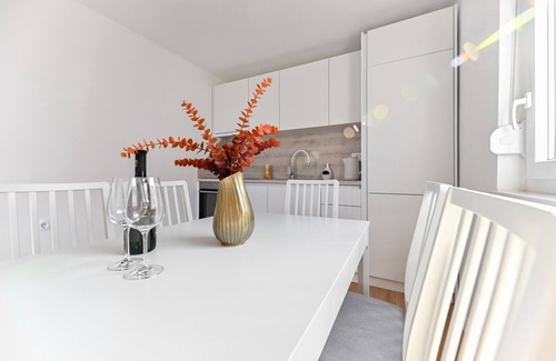 Sukosan Apartment | Apartment Lerocco