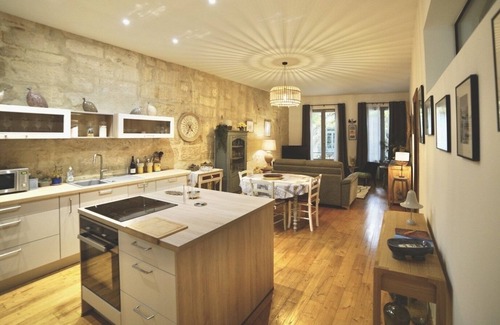 Uzes Apartment | Apartment located in the heart of the Historic City, 50m from Place aux Herbes