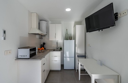 Melegis Apartment | Apartment 'Loft A'ca La Puri En Melegís' with Private Terrace, Wi-Fi and Air Conditioning