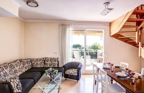 Denia Apartment | Apartment Los Sauces in Dénia - 6 persons, 3 bedrooms