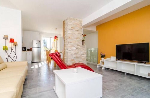 Orasac Apartment | Apartment Lula - Superior Two-Bedroom Apartment with Balcony and Sea View