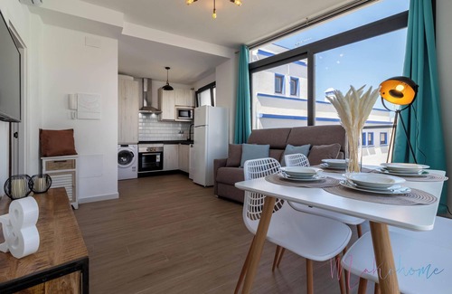 Ayamonte Apartment | Apartment ‘Luxury Doña Bella 2A’ with Pool, Wi-Fi, A/C & Terrace
