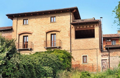 Viarigi Apartment | Apartment 'Maison Ginevra' with Mountain View, Shared Terrace and Wi-Fi