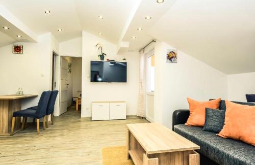 Vir Apartment | Apartment Matanovi Dvori-2 by Interhome