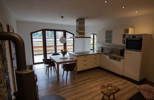Alpirsbach Apartment | Apartment 'Maulbetsch' with Private Terrace, Private Garden and Wi-Fi