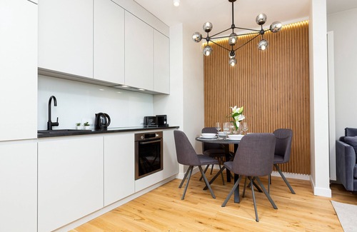 Mirow Apartment | Apartment Mennica Residence 114 Prestige in Warsaw with balcony