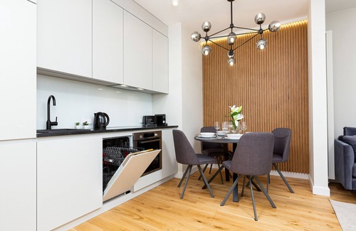 Mirow Apartment | Apartment Mennica Residence 114 Prestige in Warsaw with balcony