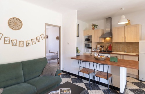 Orgnac-l'Aven Apartment | Apartment 'Micocoulier De La Maréchale' with Mountain View, Shared Pool and Wi-Fi