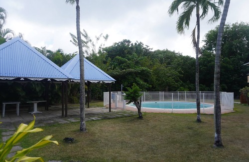 Sainte-Anne Apartment | Apartment Mimosa (500 m from the Pointe Marin BEACH, with SWIMMING POOL)