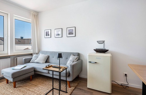 Heide Apartment | Apartment 'Mit Dachterrasse' with Lake View, Balcony and Wi-Fi