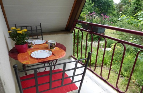 Saint-Briac-sur-Mer Apartment | Apartment near Frémur & Sandy Beaches