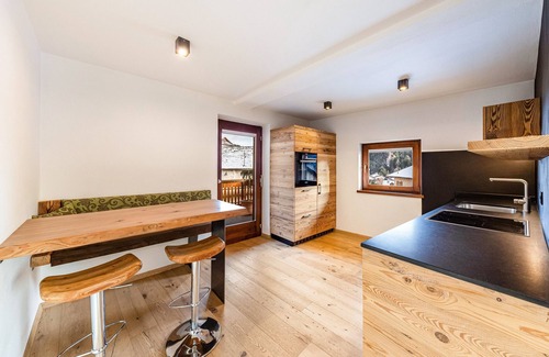 Trodena Apartment | Apartment 'Naturoase Stegerhof Apt Sonnenblume' with Infrared cabin and Shared Pool