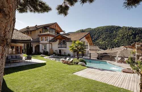 Trodena Apartment | Apartment 'Naturoase Stegerhof Iris' with Mountain View, Shared Pool and Sauna