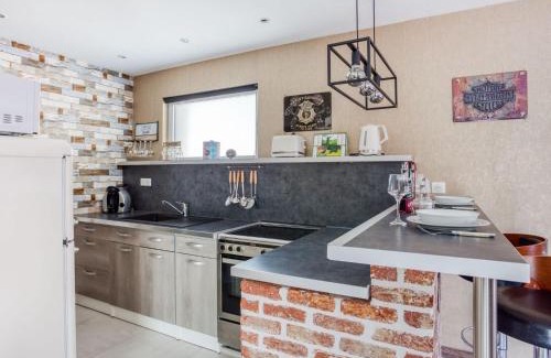 Eperlecques Apartment | Apartment near Blockhouse of Eperlecques
