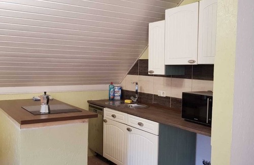 Eppstein Apartment | Apartment near Frankfurt/Wiesbaden: FewoEla1