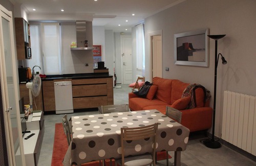 Gros Apartment | Apartment near Gros beach, ESS00033