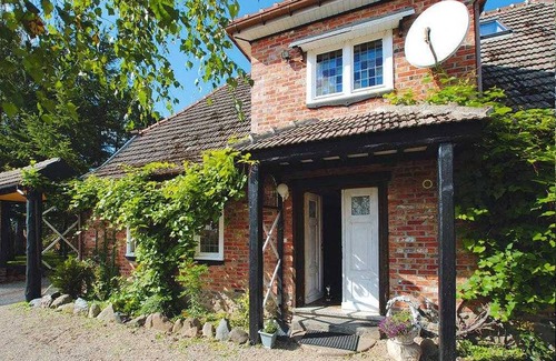 Zakrzewo Cottage | Apartment near Polish Coast with Family Amenities