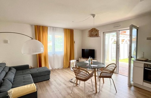 Feldwies Apartment | Apartment near the beach, 75sqm, 2 separate bedrooms, terrace