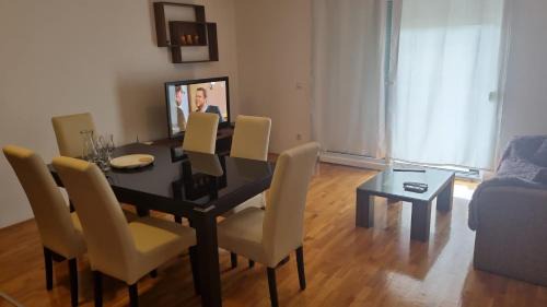 Dugis Apartment | Apartment Nina