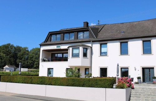 Niederemmel Apartment | Apartment No. 4 - Apartments Haus Moselstrand