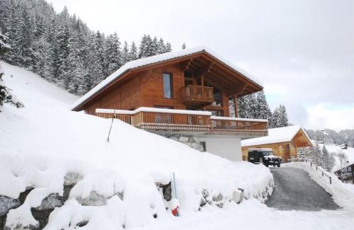 Zweisimmen Apartment | Apartment Nubes- Chalet by Interhome