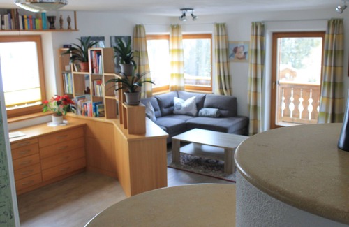 Obereggen Apartment | Apartment 'Obereggen - Kreuzwegerhof' with Mountain View, Shared Garden and Wi-Fi