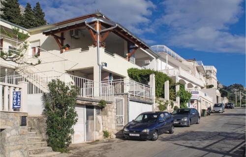 Borak Apartment | Apartment Omis With Sea View 04