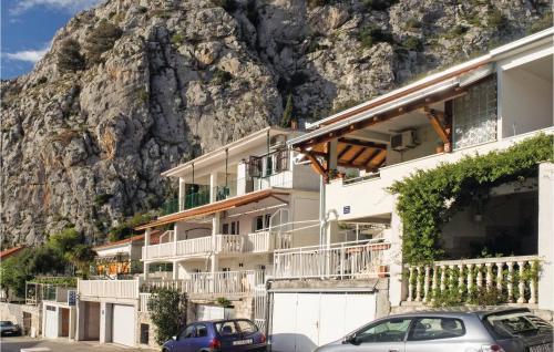Borak Apartment | Apartment Omis With Sea View 04