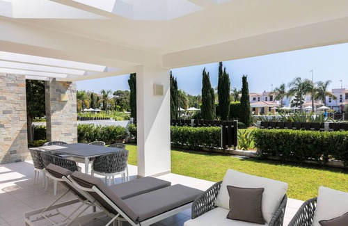 Mazotos Apartment | Apartment on Ground Floor