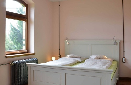 Gohlis-Sud Apartment | Apartment ONE - Old train station Leipzig