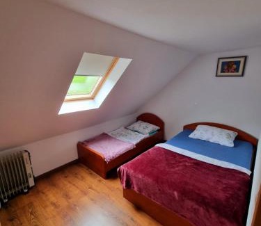 Trzic Apartment | Apartment Organic Farm Hvadnik