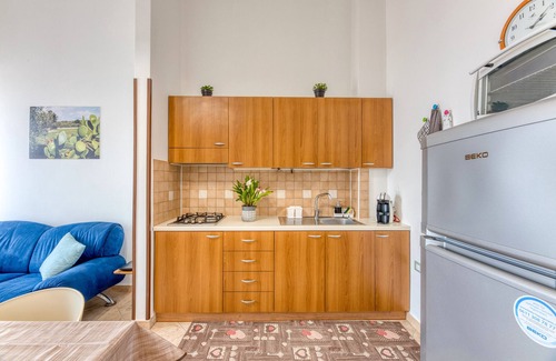 Acquarica del Capo Apartment | Apartment 'Pamela' with Private Terrace, Wi-Fi and Air Conditioning