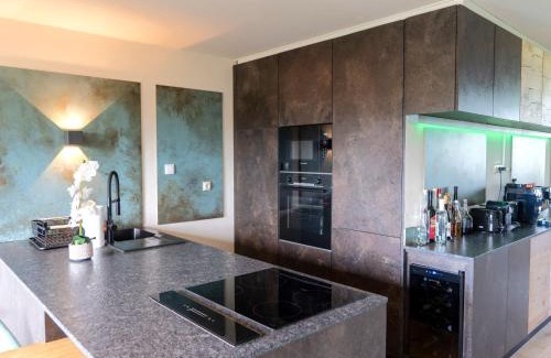 Strobl Apartment | Apartment Penthouse Deluxe Galerie 2 stöckig by Interhome