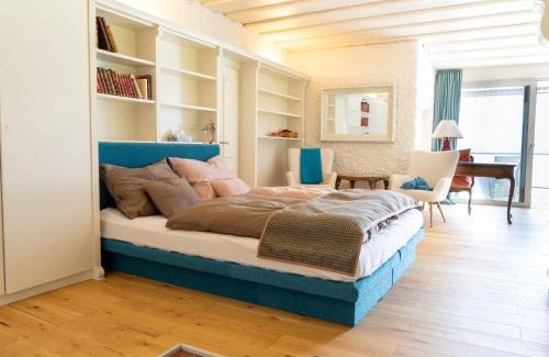Strobl Apartment | Apartment Penthouse Deluxe Galerie 2 stöckig by Interhome