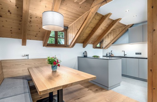 Casola Apartment | Apartment "Perfila Dolomitenblick" with Mountain View, Shared Garden & Wi-Fi