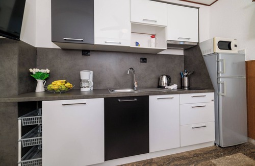 Poljica Apartment | Apartment Petar (60991-A1) - Poljica