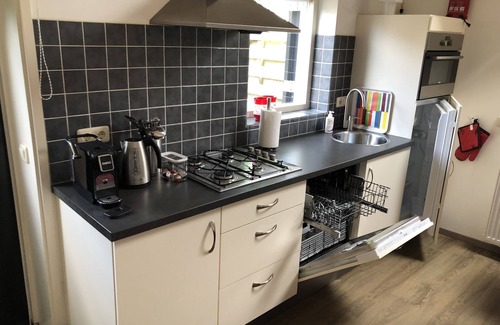 Sleen Apartment | Apartment Pieterom - near Wildlands - Emmen
