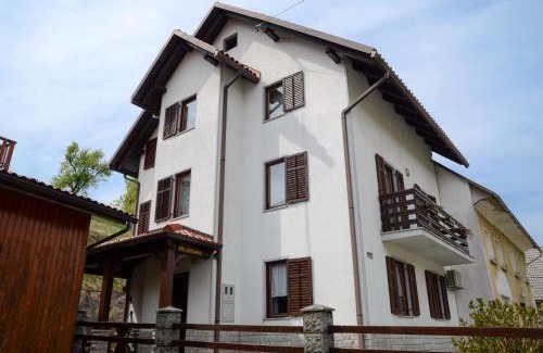 Tolmin Apartment | Apartment pri Damijanu