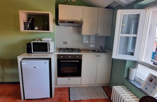 Borgo Ticino Apartment | Apartment-Private Bathroom-Balcony-Allevi