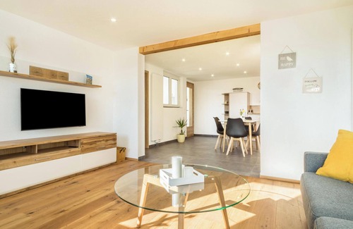 Neukirch Apartment | Apartment 'Pusteblume' with Mountain View, Terrace & Wi-Fi