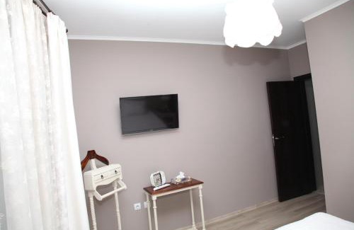 Dobrich Apartment | Apartment Retro 8