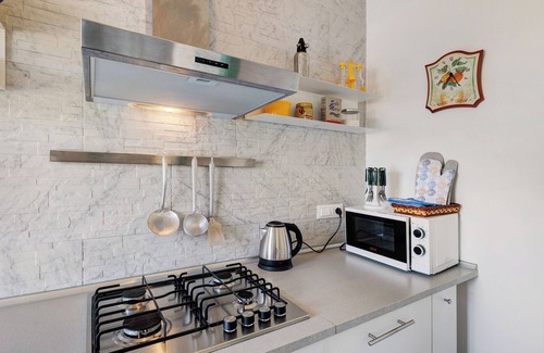 Vado Ligure Apartment | Apartment 'Riva Mare 1' with Parking, Sea View, Balcony and Wi-Fi