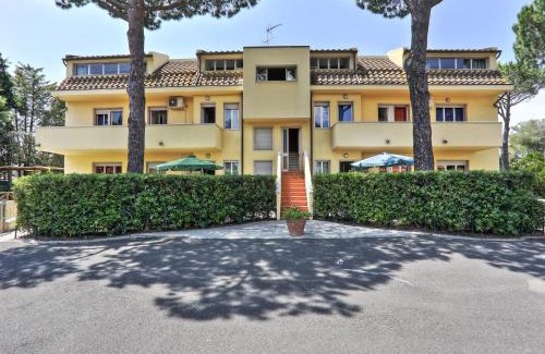Marina di Cecina Apartment | Apartment Riviera 10 by Interhome