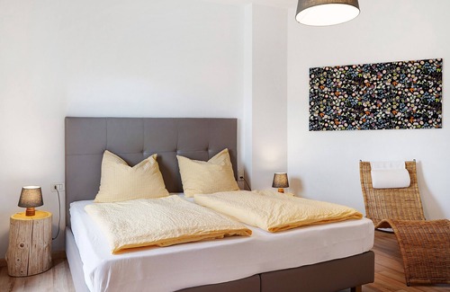 Anterivo Apartment | Apartment 'Roessl 202' with Mountain View, Shared Garden, Wellness Centre and Wi-Fi
