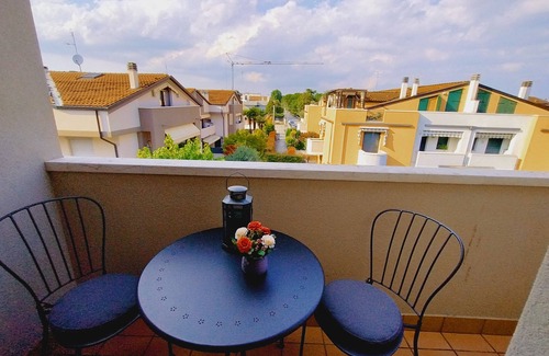 Abano Terme Apartment | Apartment 'Royal Residence Abano Terme' with Mountain View, Wi-Fi and Air Conditioning